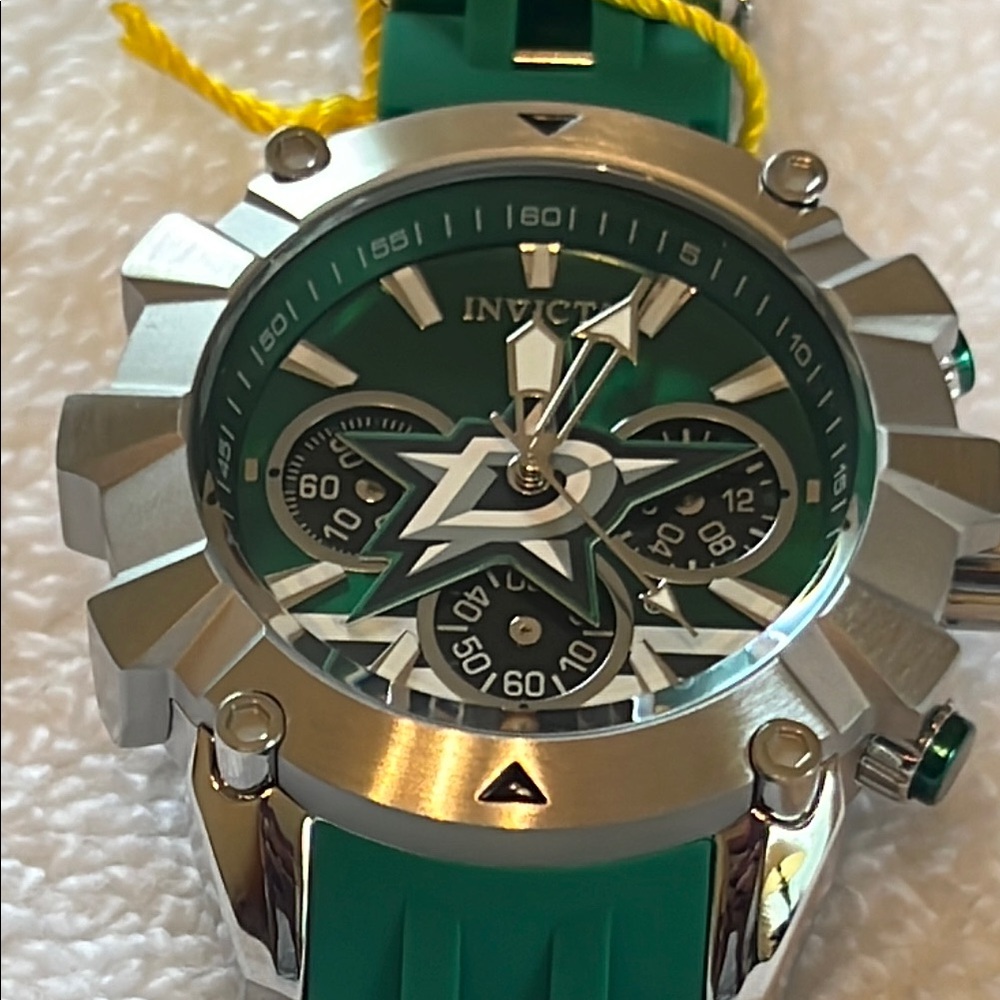 Invicta NHL Dallas Stars Sea Spider 42mm Chronograph Bracelet Watch- MSRP: $529!